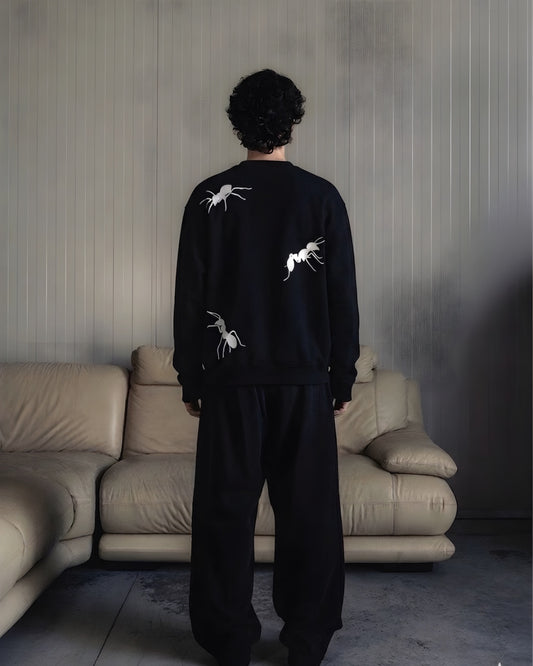 ANT TAKEOVER PULLOVER (BLACK)