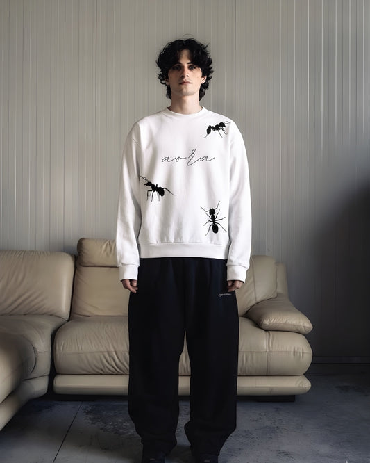 ANT TAKEOVER PULLOVER (WHITE)