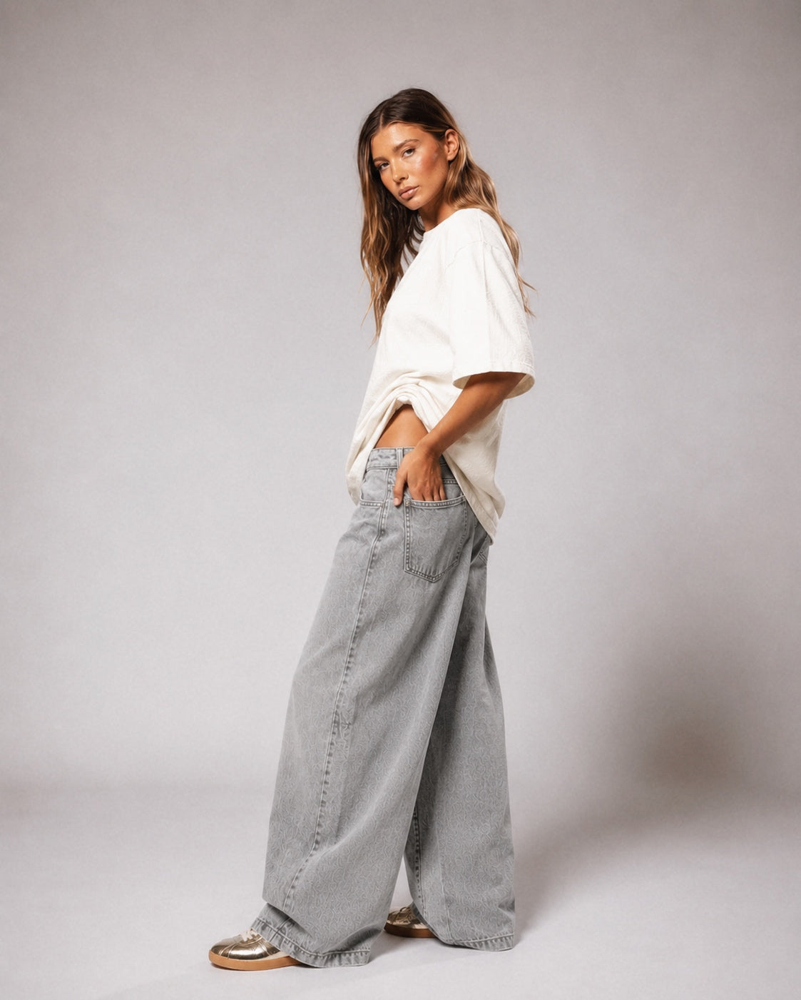 STONEWASH BAGGY JEANS
